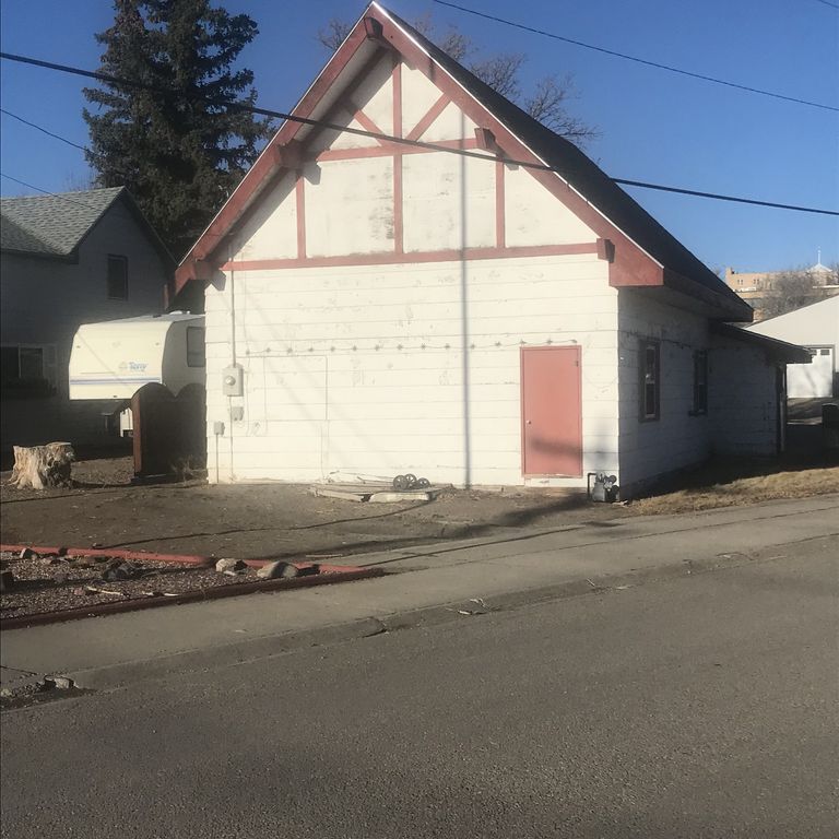 202 1st Street SE, Shelby, MT 59474 photo 3