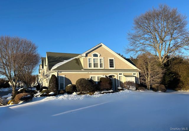 171 Symphony Drive, Lake Grove, NY 11755