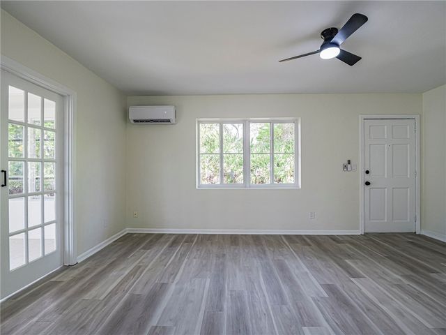 1576 15th Avenue, Vero Beach, FL 32960