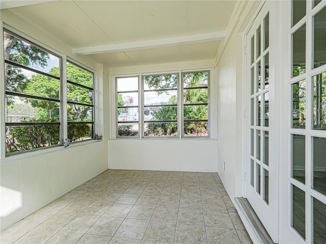 1576 15th Avenue, Vero Beach, FL 32960