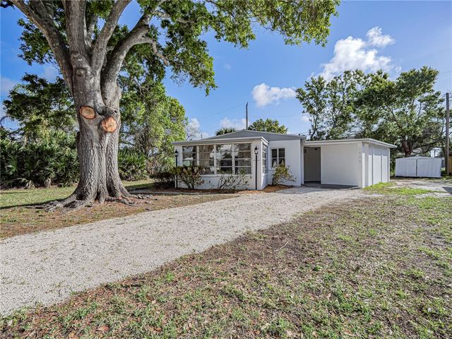 1576 15th Avenue, Vero Beach, FL 32960