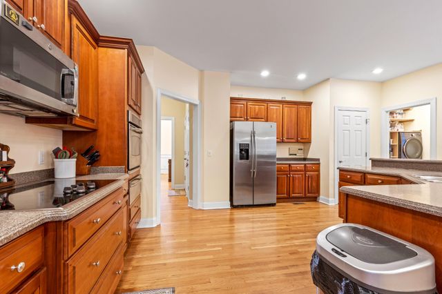 7813 Clara Chase Drive, Ooltewah, TN 37363