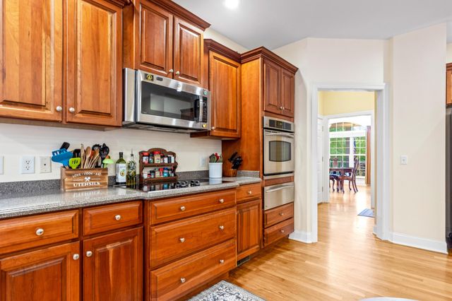 7813 Clara Chase Drive, Ooltewah, TN 37363