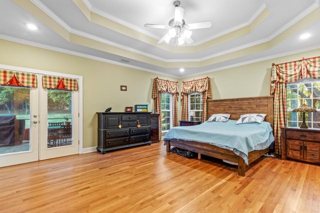7813 Clara Chase Drive, Ooltewah, TN 37363