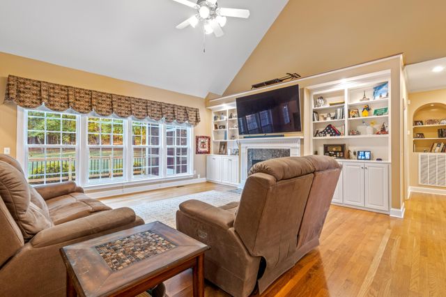 7813 Clara Chase Drive, Ooltewah, TN 37363