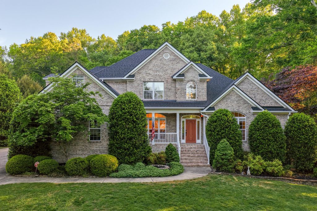 7813 Clara Chase Drive, Ooltewah, TN 37363