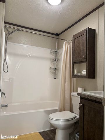 38047 Leverette Avenue, Clinton Twp, MI 48038