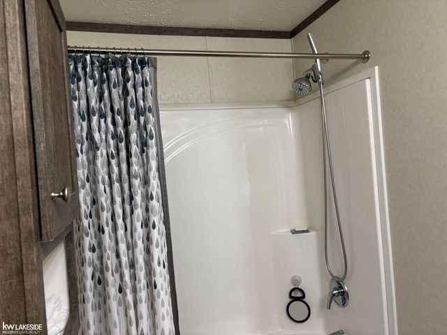 38047 Leverette Avenue, Clinton Twp, MI 48038