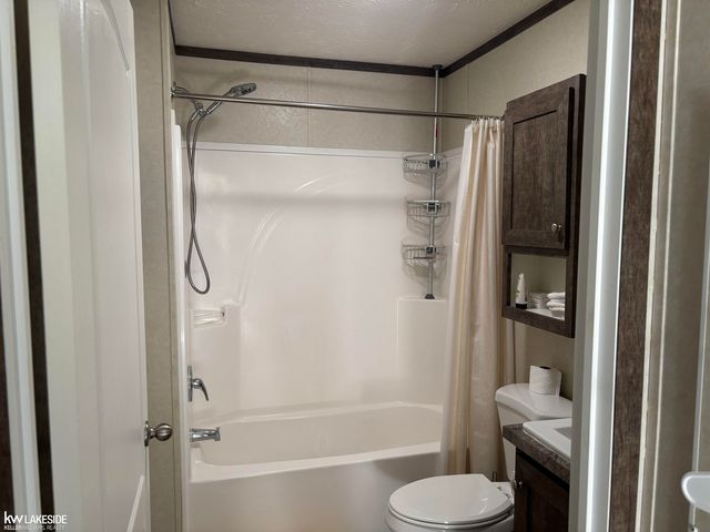 38047 Leverette Avenue, Clinton Twp, MI 48038