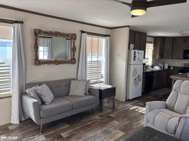 38047 Leverette Avenue, Clinton Twp, MI 48038