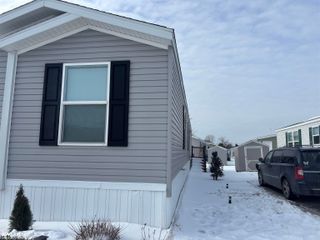 38047 Leverette Avenue, Clinton Twp, MI 48038