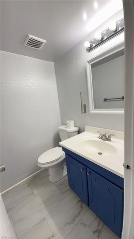 1379 E Tanners Creek DR, Norfolk, VA 23513