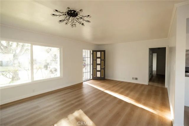 1922 Meriday, Santa Ana, CA 92706