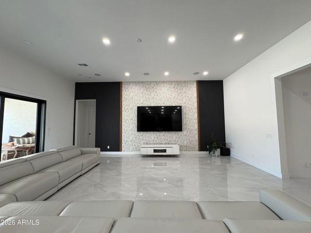 1285 E MEAD Drive, Gilbert, AZ 85298