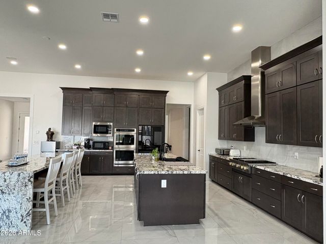 1285 E MEAD Drive, Gilbert, AZ 85298