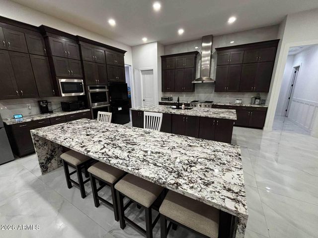 1285 E MEAD Drive, Gilbert, AZ 85298