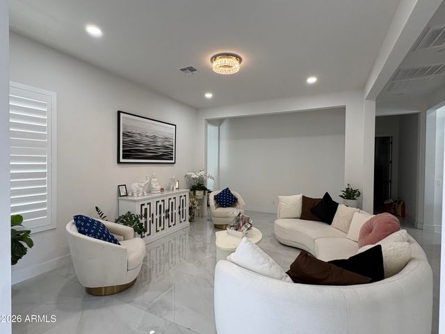 1285 E MEAD Drive, Gilbert, AZ 85298