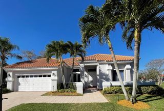 2716 Oakmont Ct, Weston, FL 33332