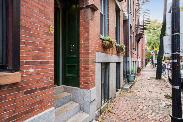 6 Dwight Street 1, Boston, MA 02118