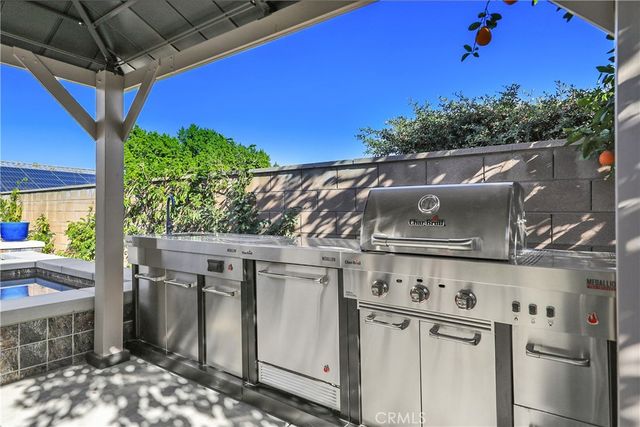 43760 Milan Court, La Quinta, CA 92253