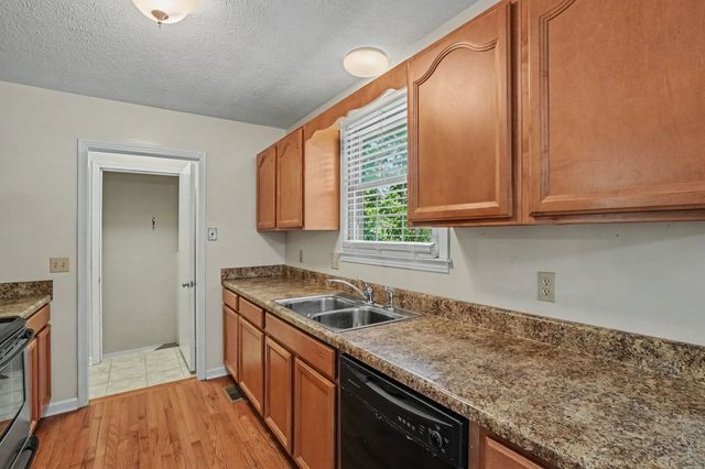 852 Fitzpatrick Rd, Nashville, TN 37214