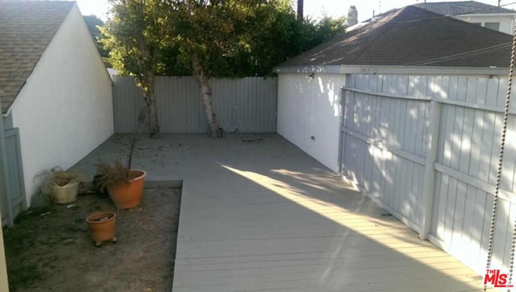 Image 4 of property listing at 851 Haverford Avenue, Pacific Palisades, CA 90272