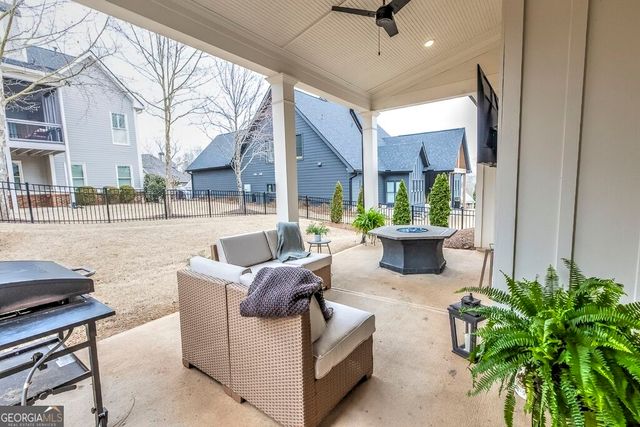 129 Blue Heron Bluff, Dawsonville, GA 30534