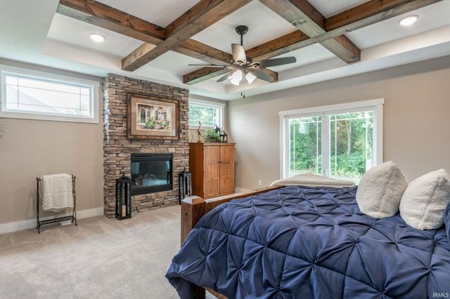 54706 Columbia Bay Drive, Osceola, IN 46561