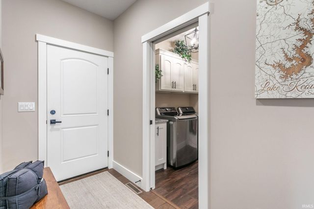 54706 Columbia Bay Drive, Osceola, IN 46561