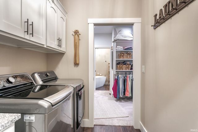 54706 Columbia Bay Drive, Osceola, IN 46561