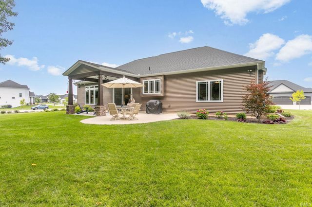 54706 Columbia Bay Drive, Osceola, IN 46561