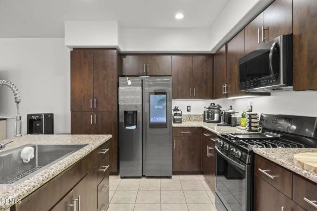 351 Riverpark 301, Oxnard, CA 93036