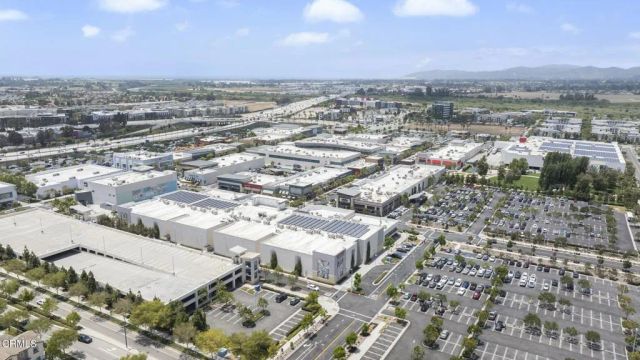 351 Riverpark 301, Oxnard, CA 93036