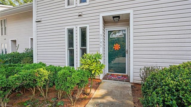 3755 Heathrow Drive, Winston-salem, NC 27127