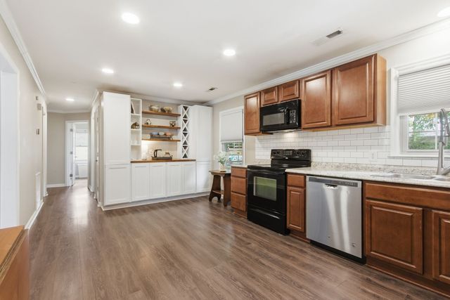 617 McLemore Ave, Spring Hill, TN 37174