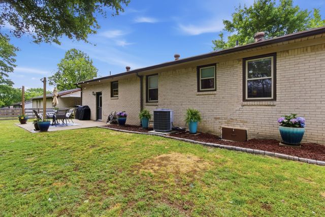 617 McLemore Ave, Spring Hill, TN 37174
