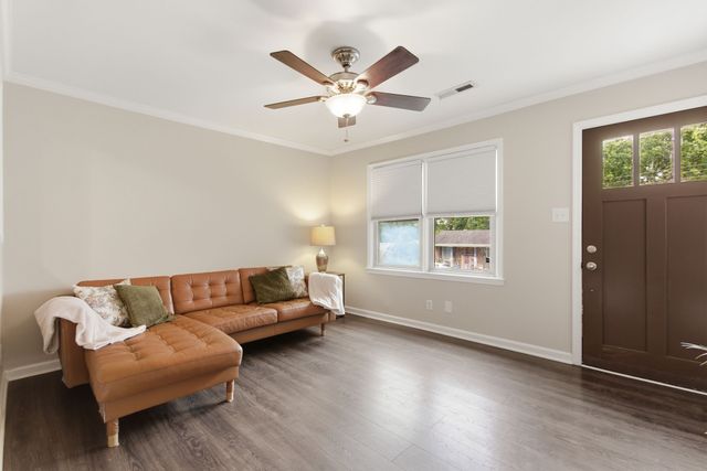 617 McLemore Ave, Spring Hill, TN 37174