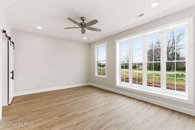 2900 Megan Thompson Way, Louisville, KY 40220