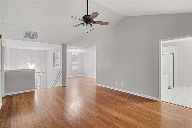 11790 Spring Lake Way, Fayetteville, GA 30215