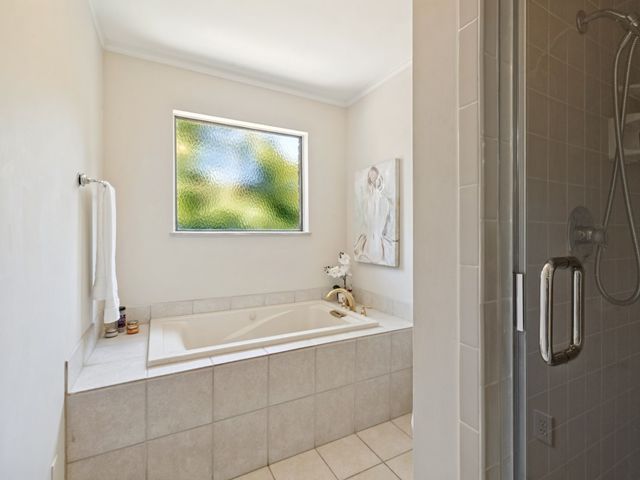 3722 Wooded Creek Drive, Farmers Branch, TX 75244
