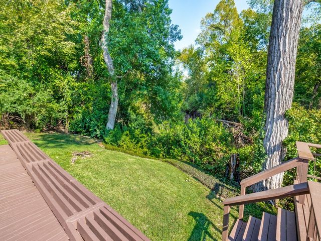 3722 Wooded Creek Drive, Farmers Branch, TX 75244