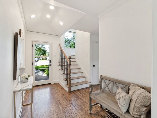 3722 Wooded Creek Drive, Farmers Branch, TX 75244