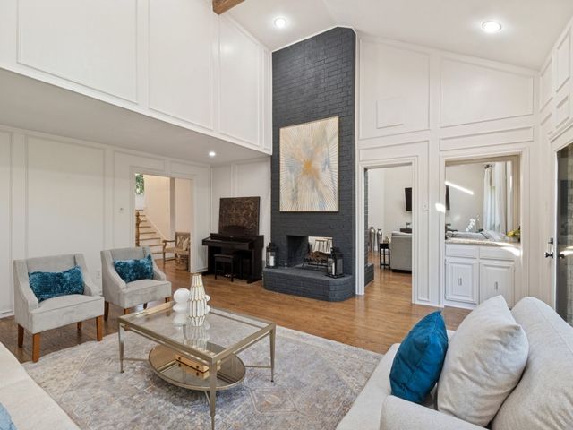 3722 Wooded Creek Drive, Farmers Branch, TX 75244