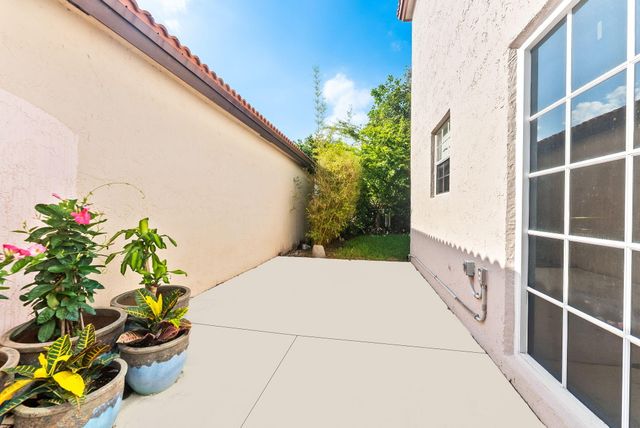 4901 NW 55th Court, Coconut Creek, FL 33073