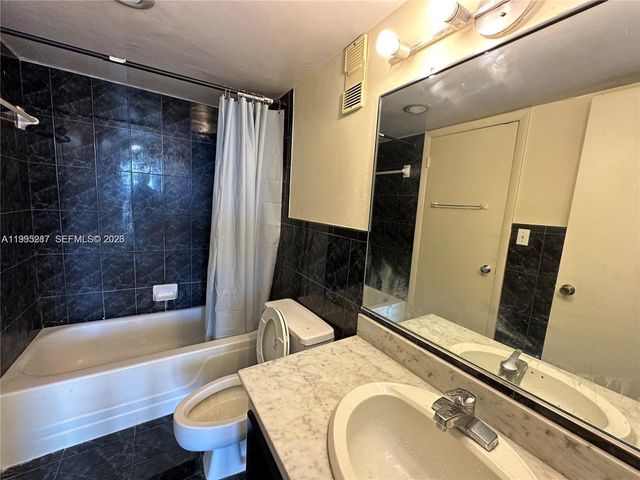 1200 NE Miami Gardens Dr 505W, Miami, FL 33179