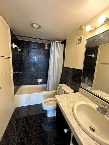 1200 NE Miami Gardens Dr 505W, Miami, FL 33179