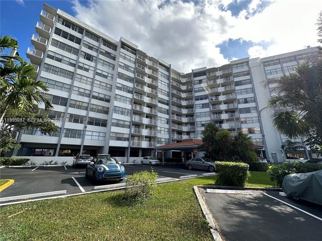1200 NE Miami Gardens Dr 505W, Miami, FL 33179