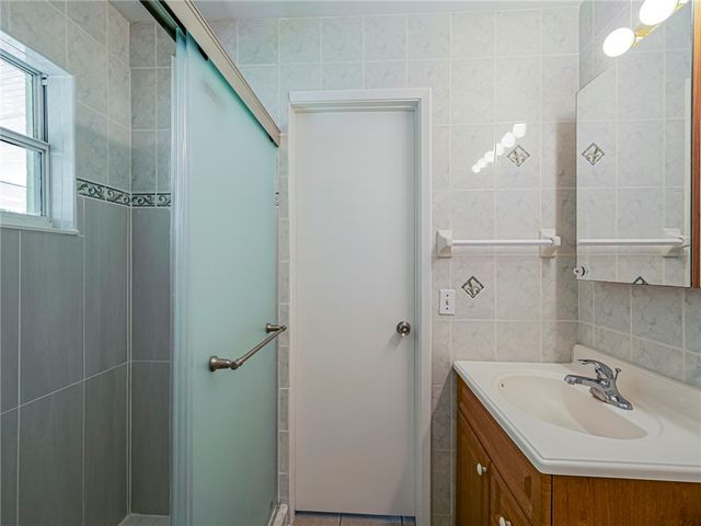 1620 5th Avenue, Vero Beach, FL 32960