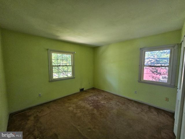 44 N BORO LINE RD, Collegeville, PA 19426