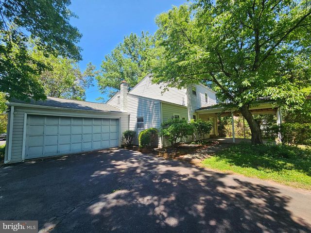 44 N BORO LINE RD, Collegeville, PA 19426